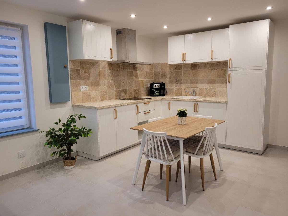 Il Vialetto, Appartement Capri, Spacieux, Tout Confort, Au Calme Jeumont Exterior photo